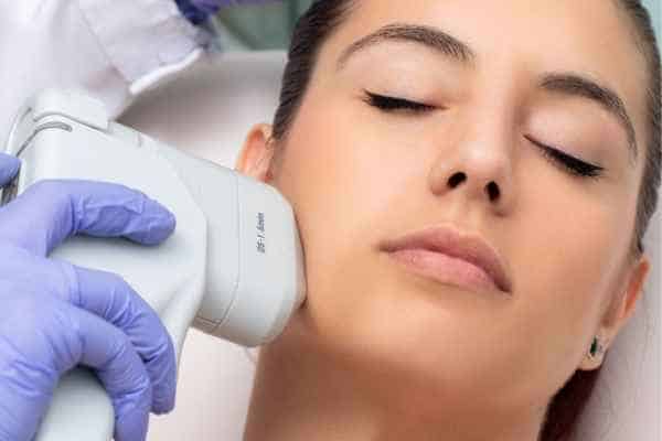 Why Do People Choose HIFU for a Non-Surgical Facelift? 1 Why do people consider HIFU Far Coton?